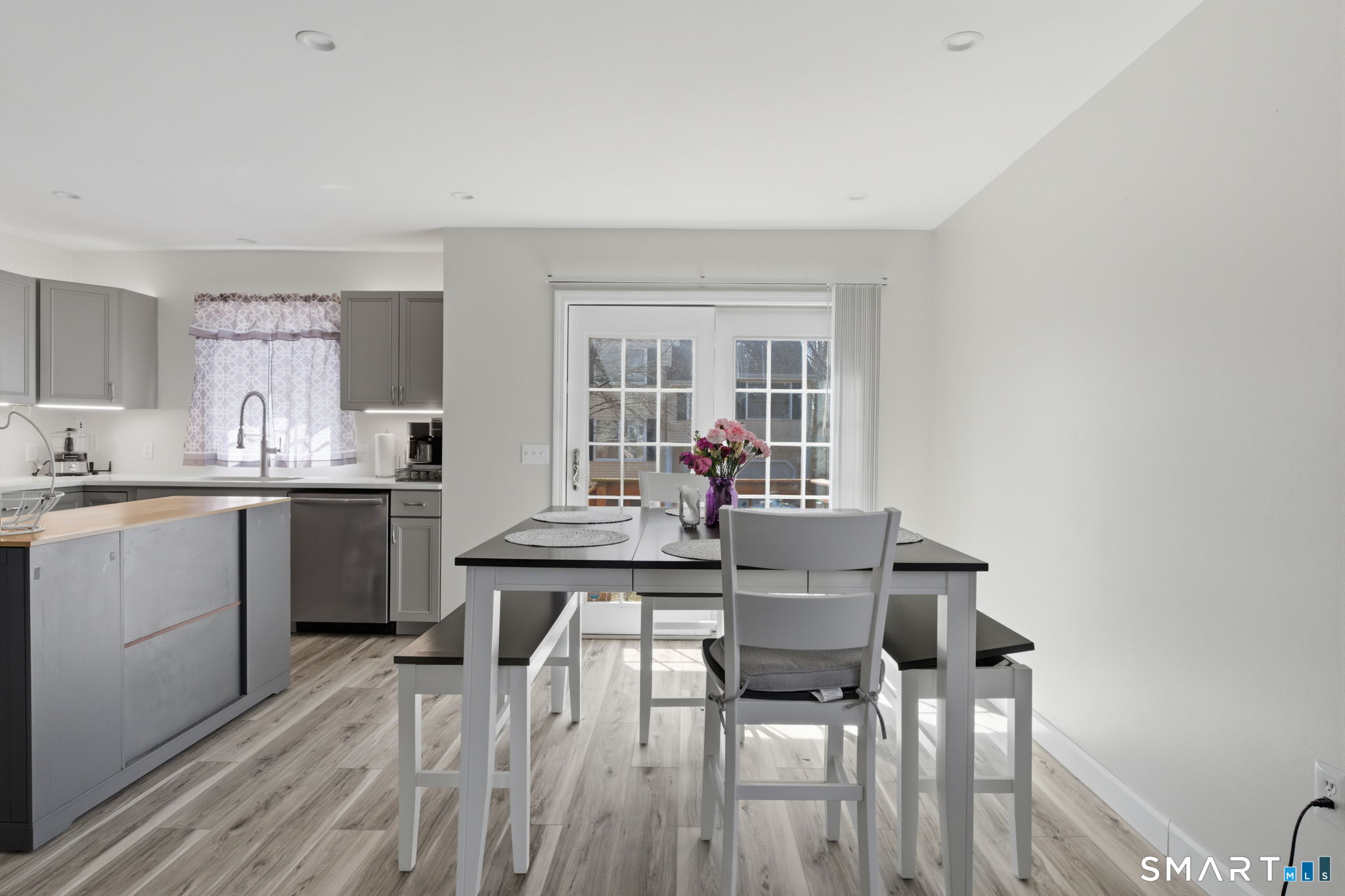 17 Cinnamon Circle West Hartford CT 06110
