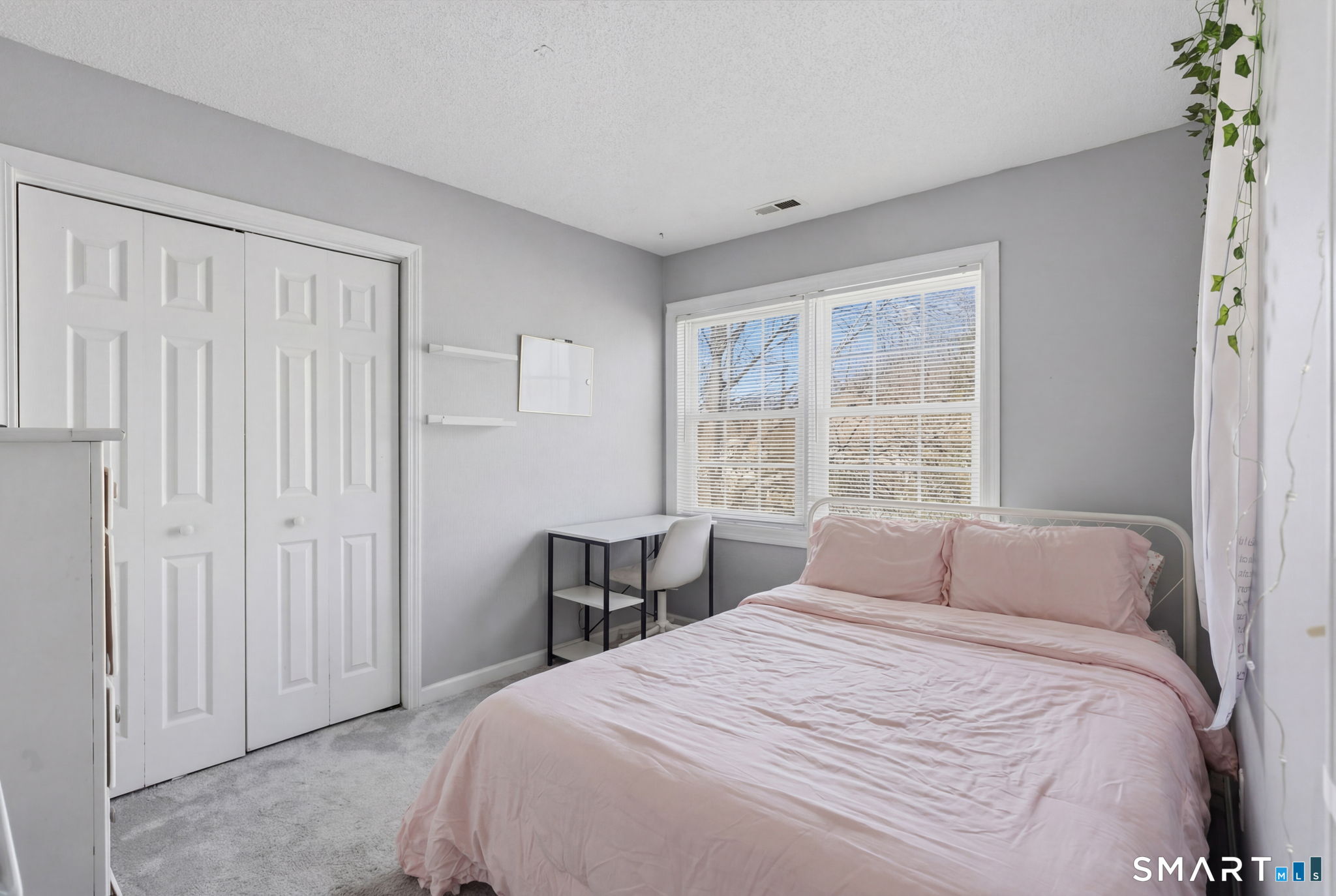 17 Cinnamon Circle West Hartford CT 06110