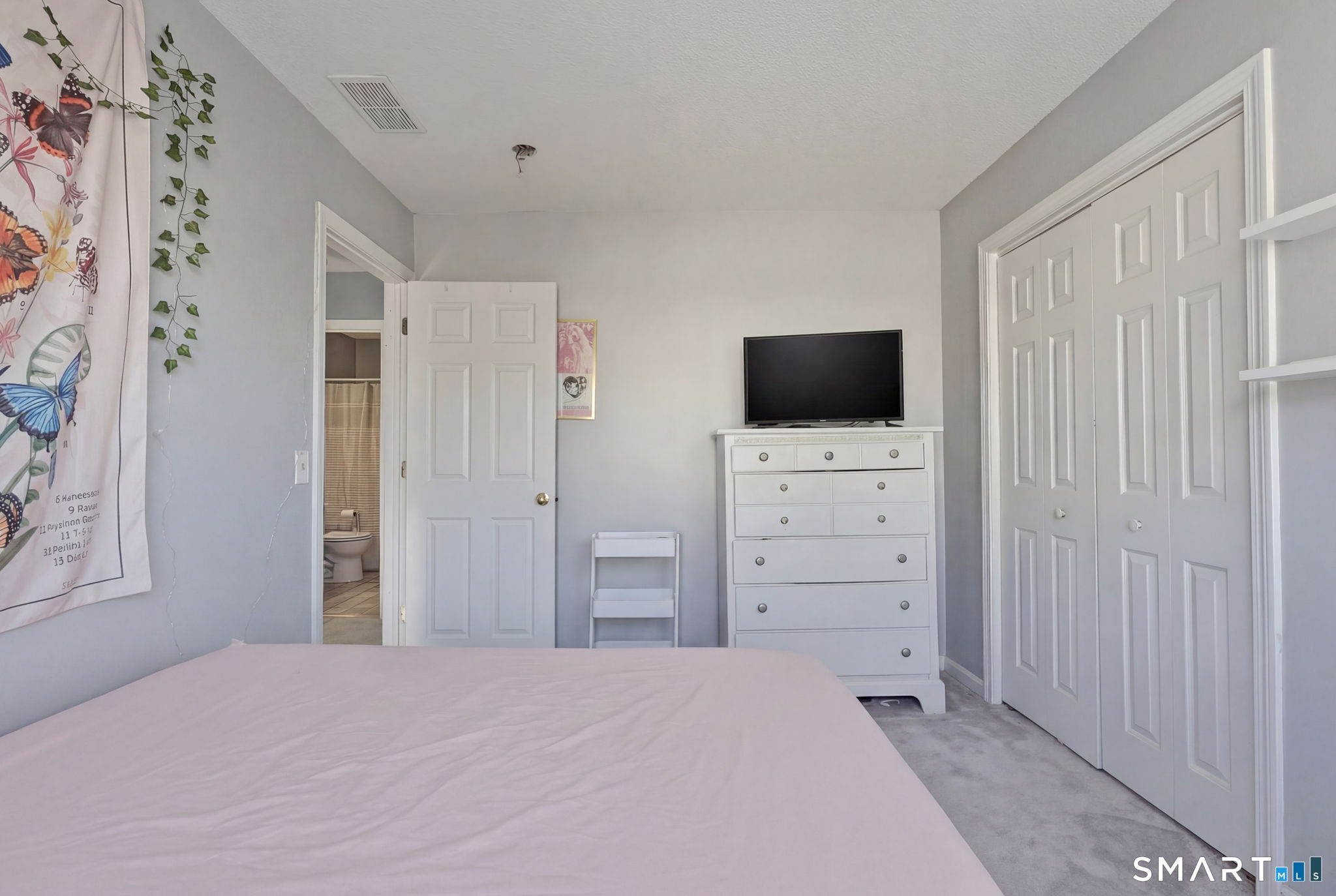 17 Cinnamon Circle West Hartford CT 06110