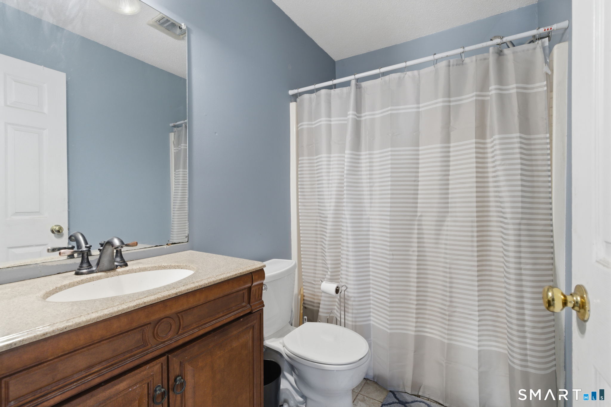 17 Cinnamon Circle West Hartford CT 06110
