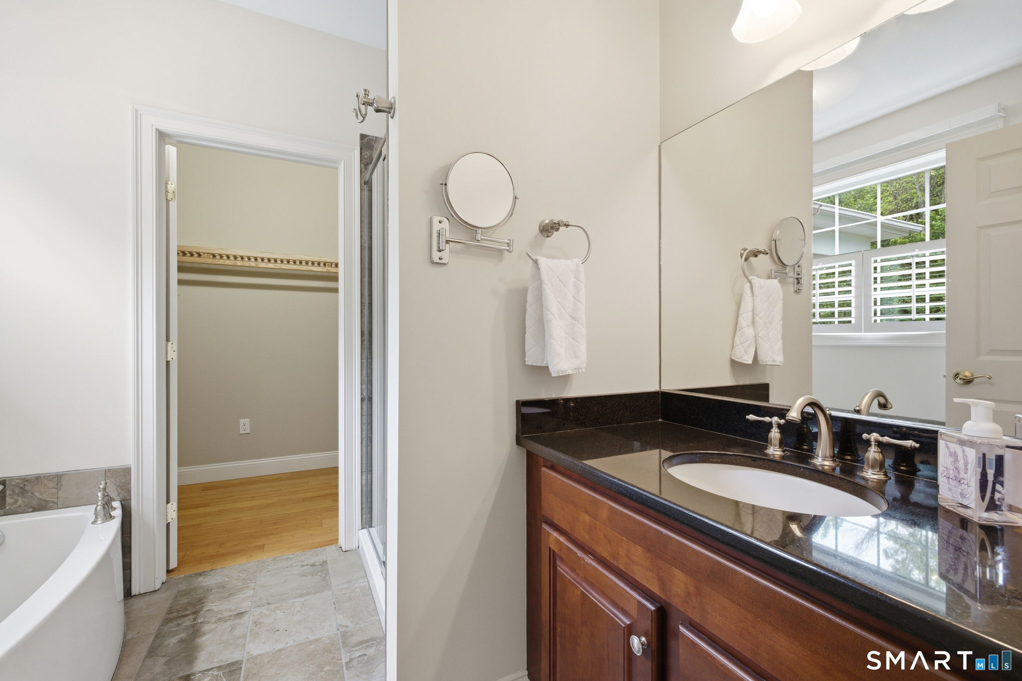 19 Claire Lane Bloomfield CT 06002
