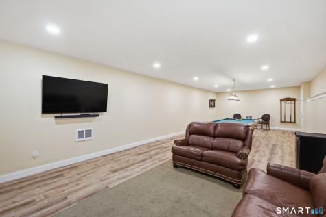 19 Claire Lane Bloomfield CT 06002