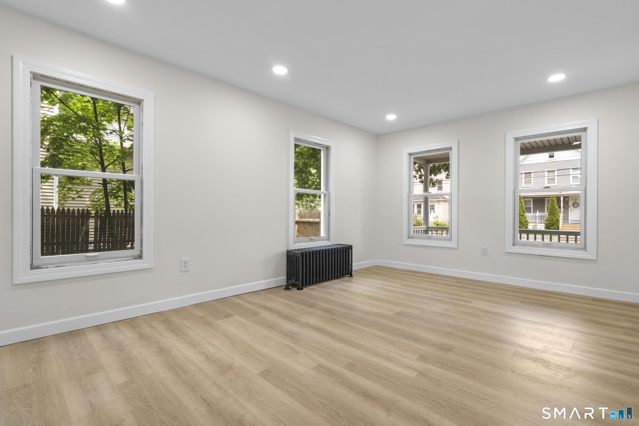 122 Union Avenue West Haven CT 06516