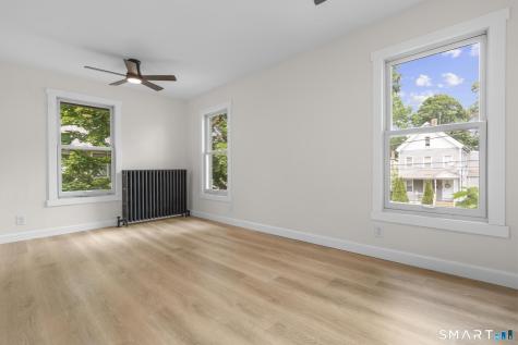 122 Union Avenue West Haven CT 06516