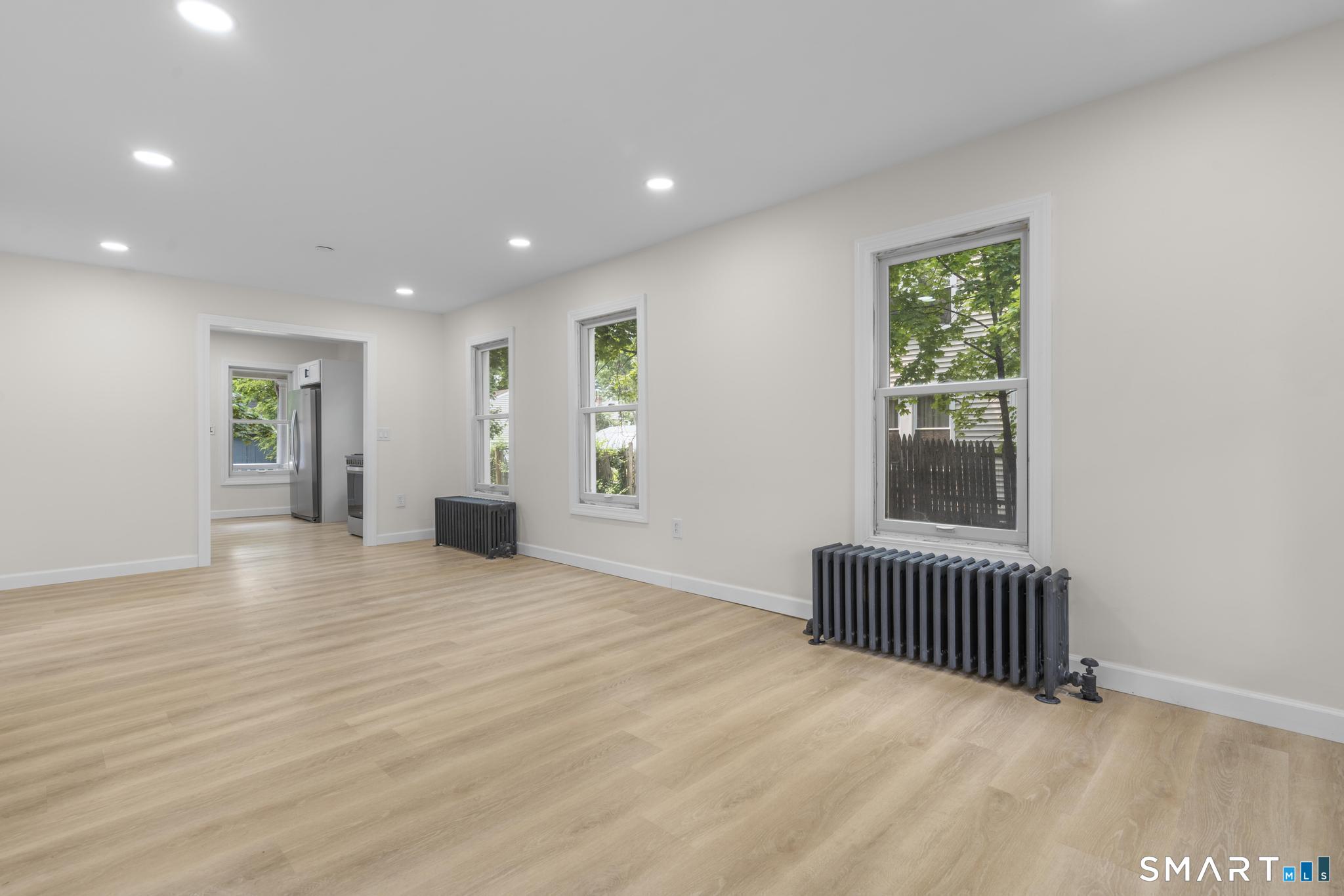122 Union Avenue West Haven CT 06516