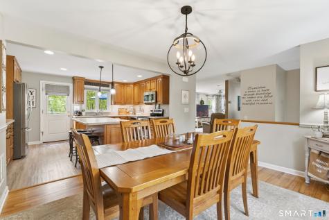 25 Forest Road East Lyme CT 06357