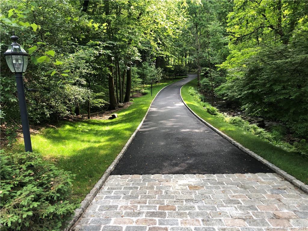 6 Glenview Drive Sherman CT 06784
