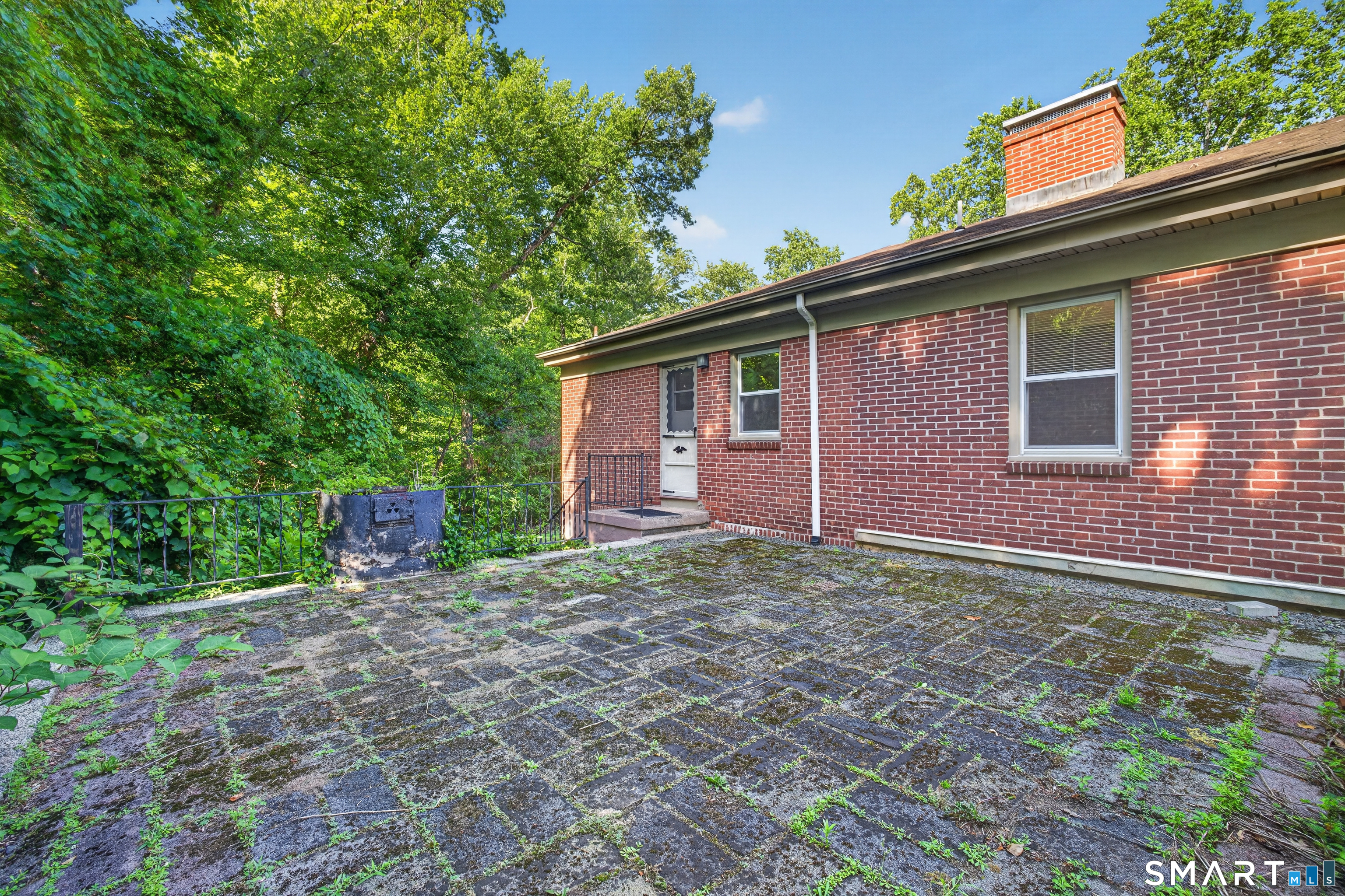 659 West Woods Road Hamden CT 06518
