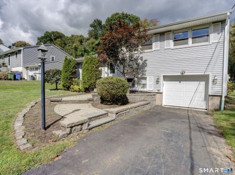 10 Shady Drive Wallingford CT 06492