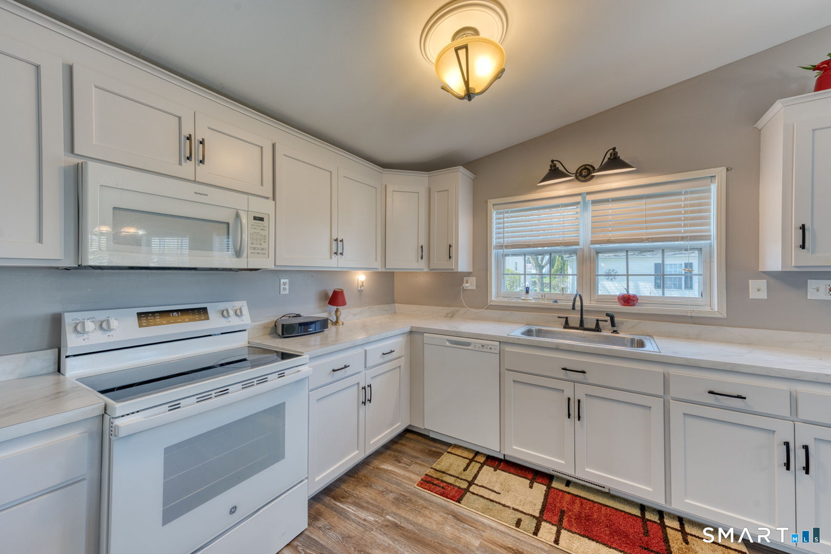 21 Laurel Circle East Windsor CT 06088