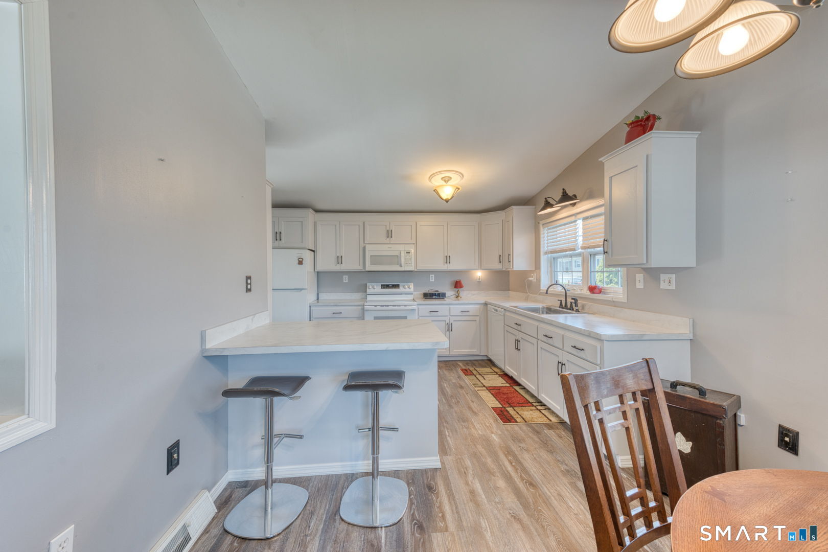21 Laurel Circle East Windsor CT 06088