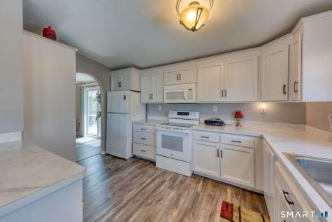 21 Laurel Circle East Windsor CT 06088