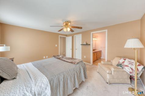 21 Laurel Circle East Windsor CT 06088