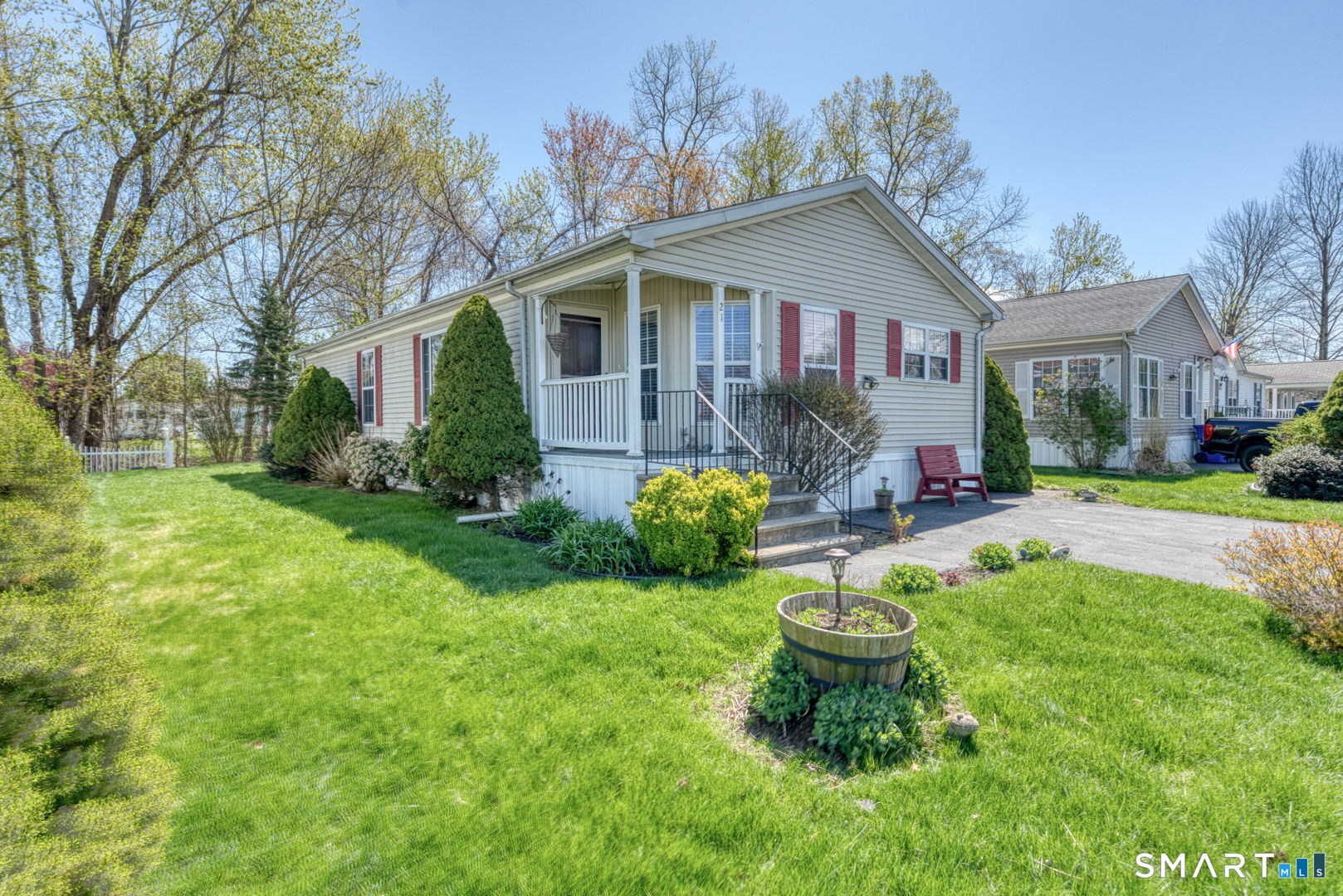 21 Laurel Circle East Windsor CT 06088