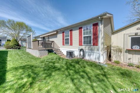21 Laurel Circle East Windsor CT 06088