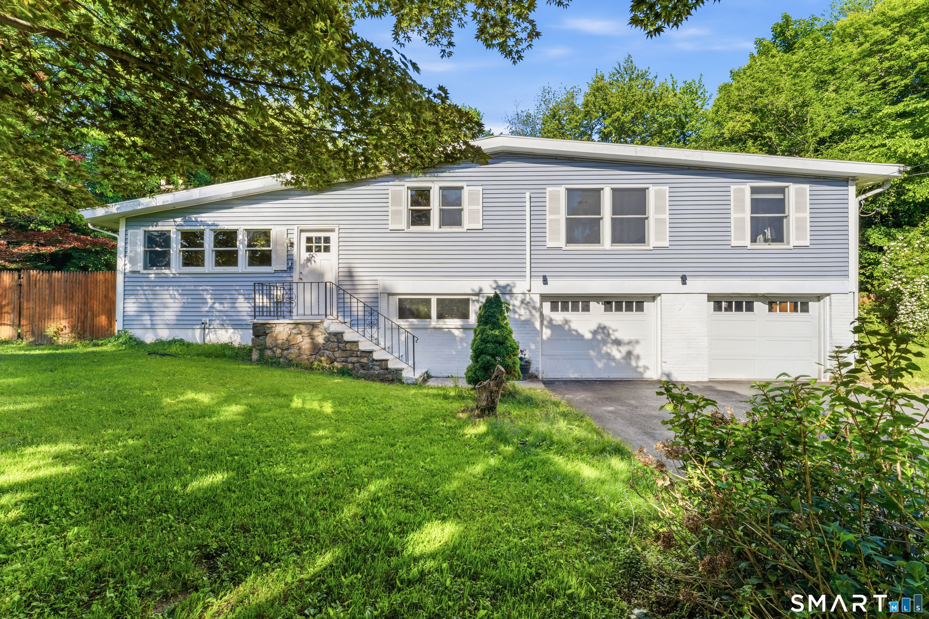 21 North Pleasant Rise Brookfield CT 06804