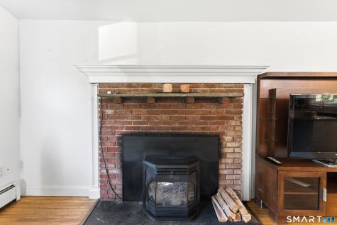 21 North Pleasant Rise Brookfield CT 06804