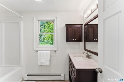 21 North Pleasant Rise Brookfield CT 06804