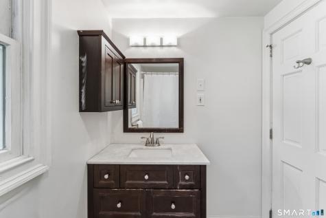 21 North Pleasant Rise Brookfield CT 06804