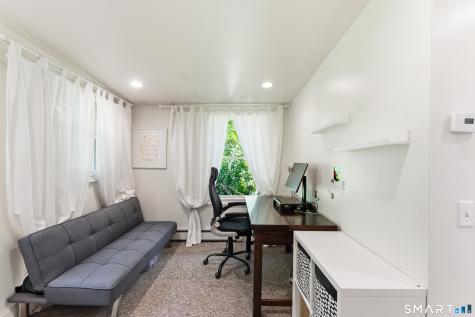 21 North Pleasant Rise Brookfield CT 06804