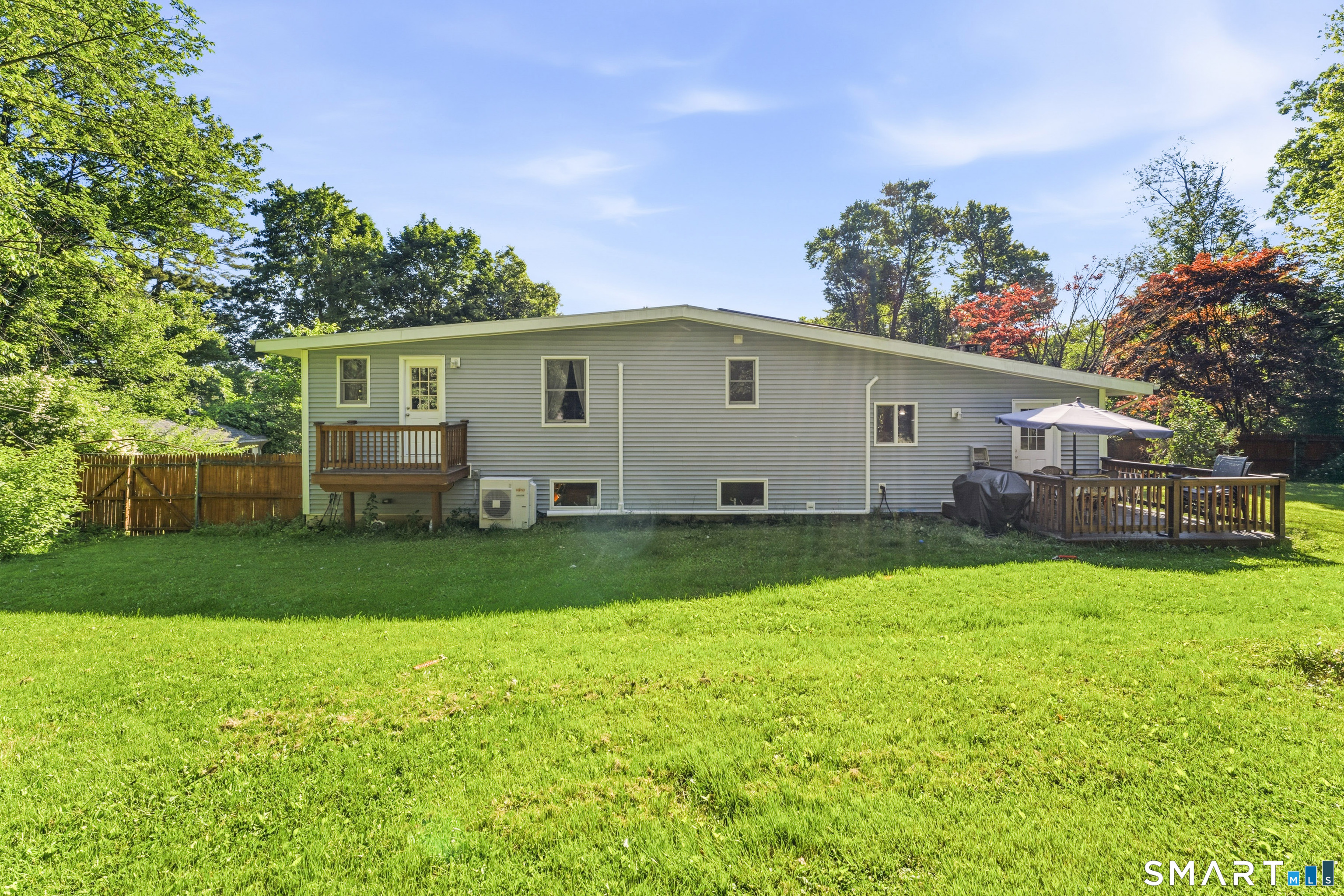 21 North Pleasant Rise Brookfield CT 06804