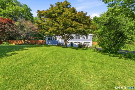 21 North Pleasant Rise Brookfield CT 06804