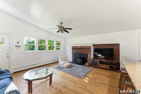 21 North Pleasant Rise Brookfield CT 06804
