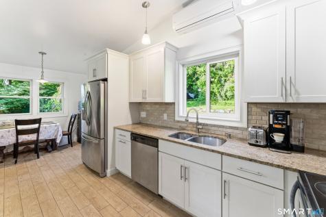 21 North Pleasant Rise Brookfield CT 06804