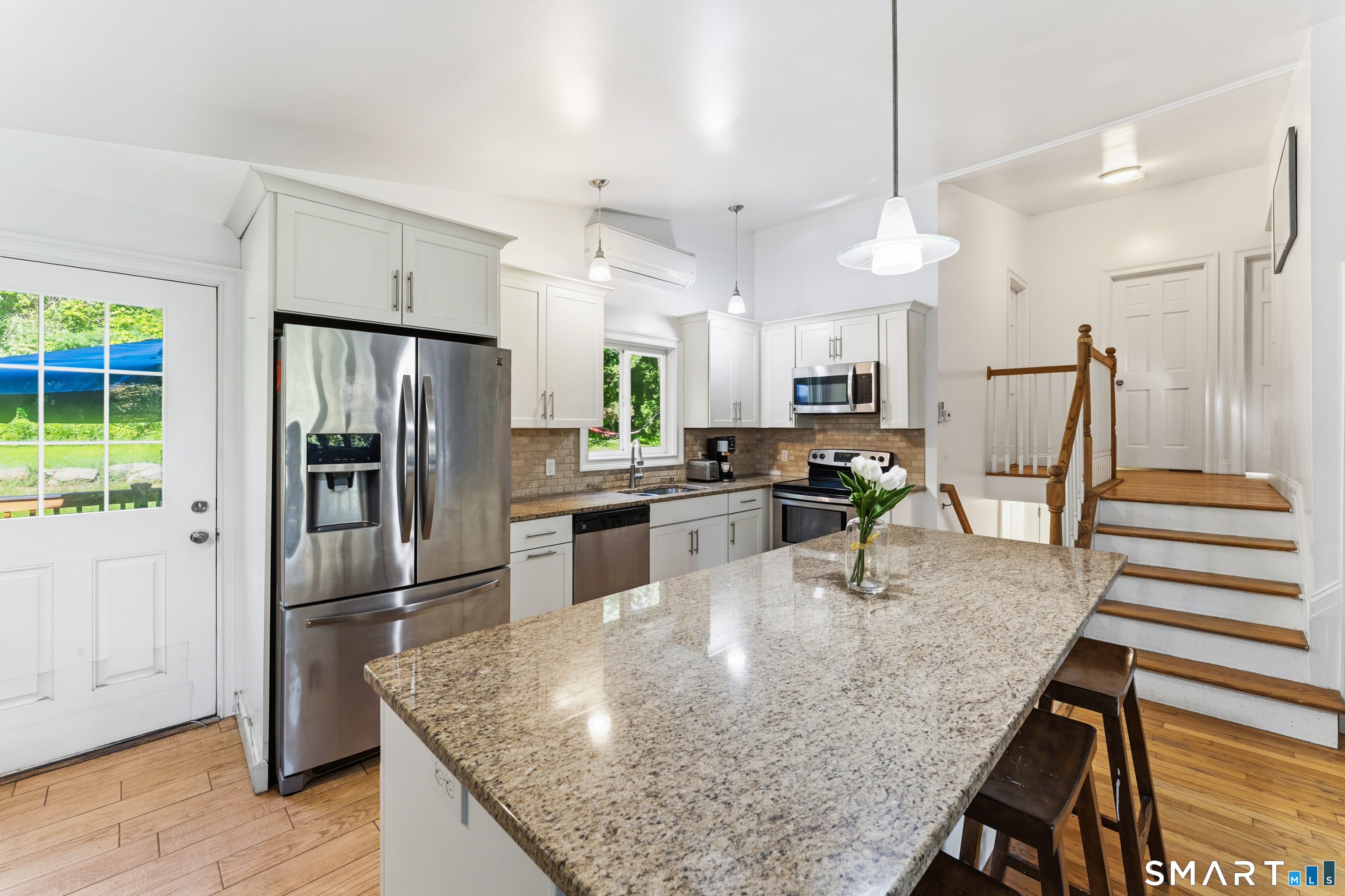 21 North Pleasant Rise Brookfield CT 06804