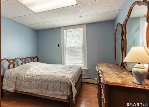 34 Queen Street Meriden CT 06451