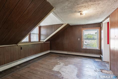 34 Queen Street Meriden CT 06451