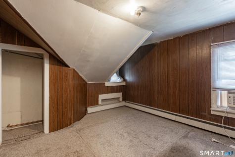 34 Queen Street Meriden CT 06451