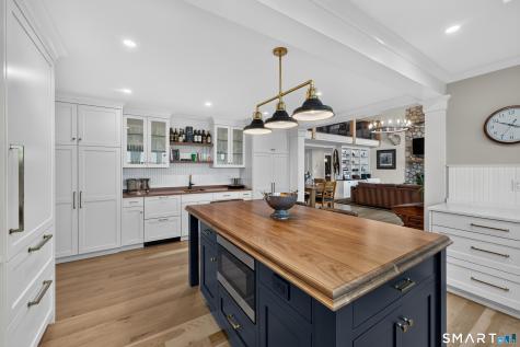 703 Fox Hopyard Road East Haddam CT 06423
