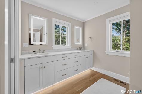 703 Fox Hopyard Road East Haddam CT 06423