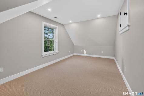 703 Fox Hopyard Road East Haddam CT 06423