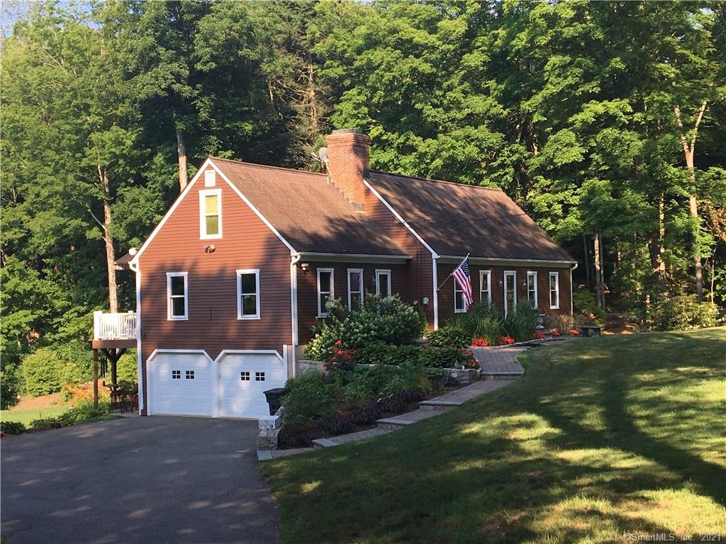 481 Roxbury Road Southbury CT 06488