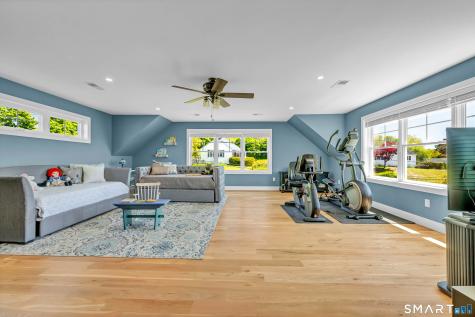 21 Lakeview Road Brookfield CT 06804