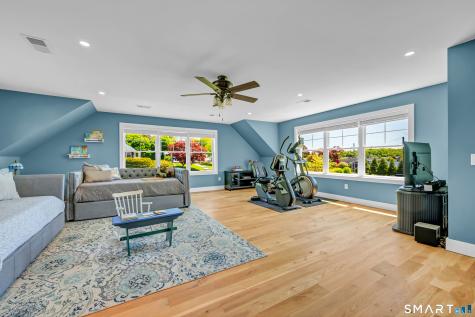 21 Lakeview Road Brookfield CT 06804