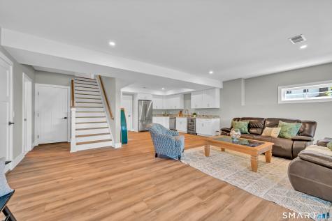 21 Lakeview Road Brookfield CT 06804