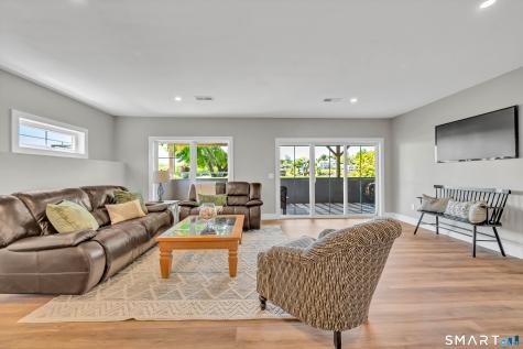 21 Lakeview Road Brookfield CT 06804