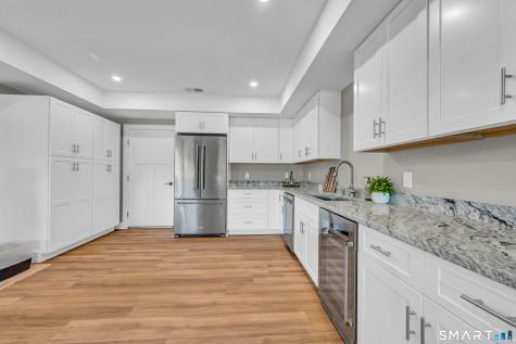 21 Lakeview Road Brookfield CT 06804