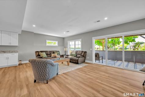 21 Lakeview Road Brookfield CT 06804