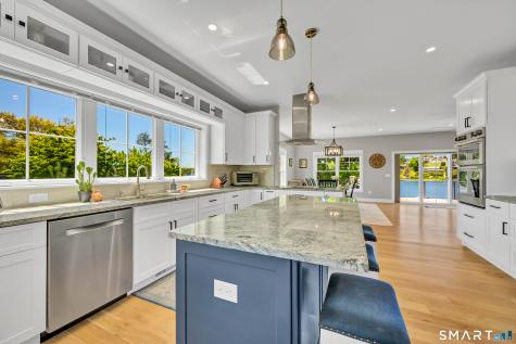 21 Lakeview Road Brookfield CT 06804