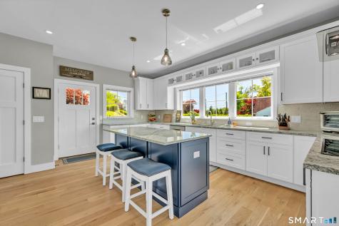 21 Lakeview Road Brookfield CT 06804