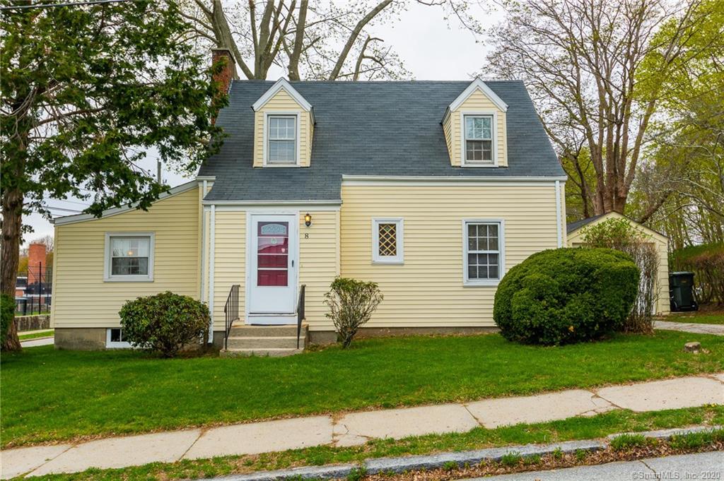 8 Georgiana Street New London CT 06320