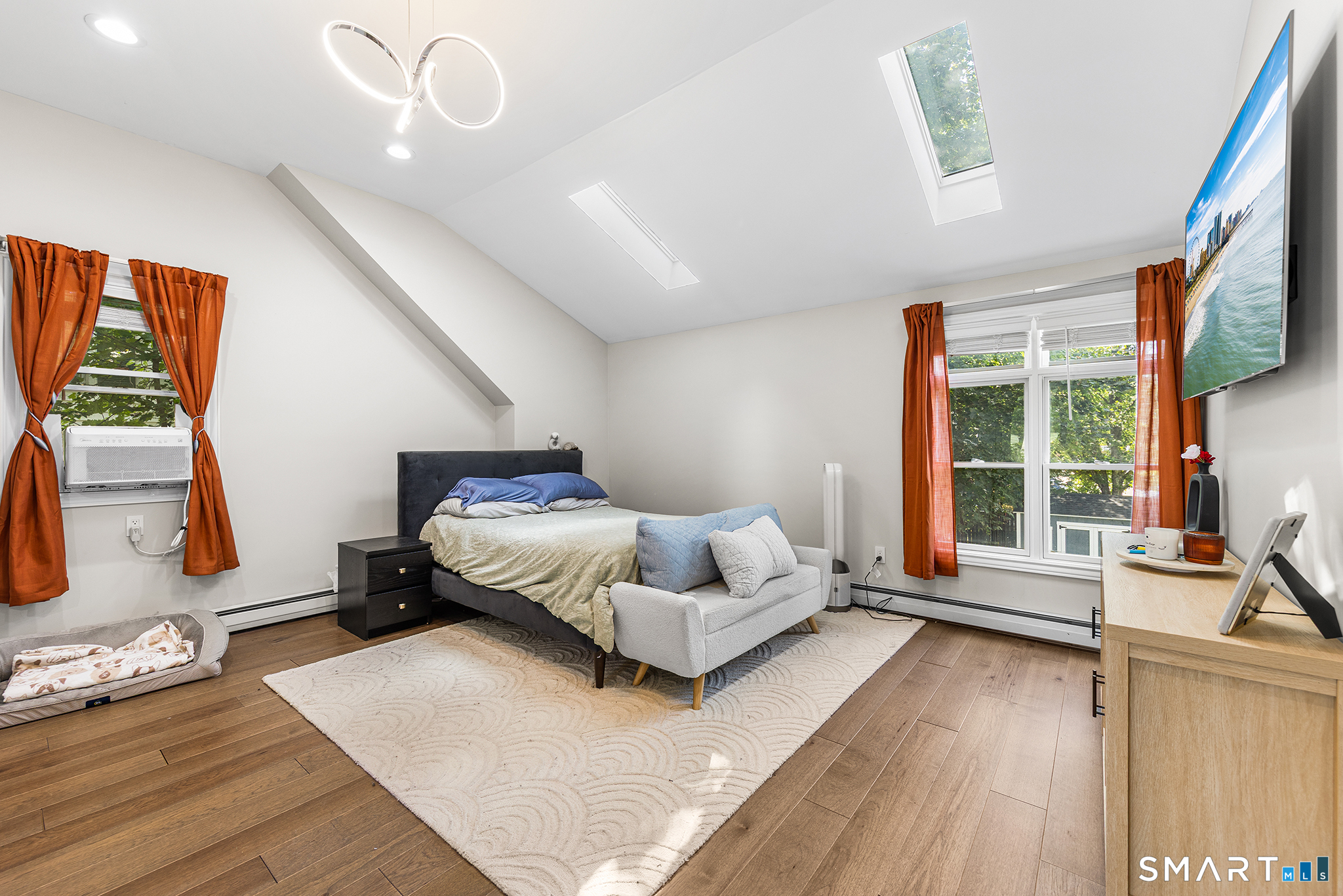 63 Morris Avenue West Haven CT 06516