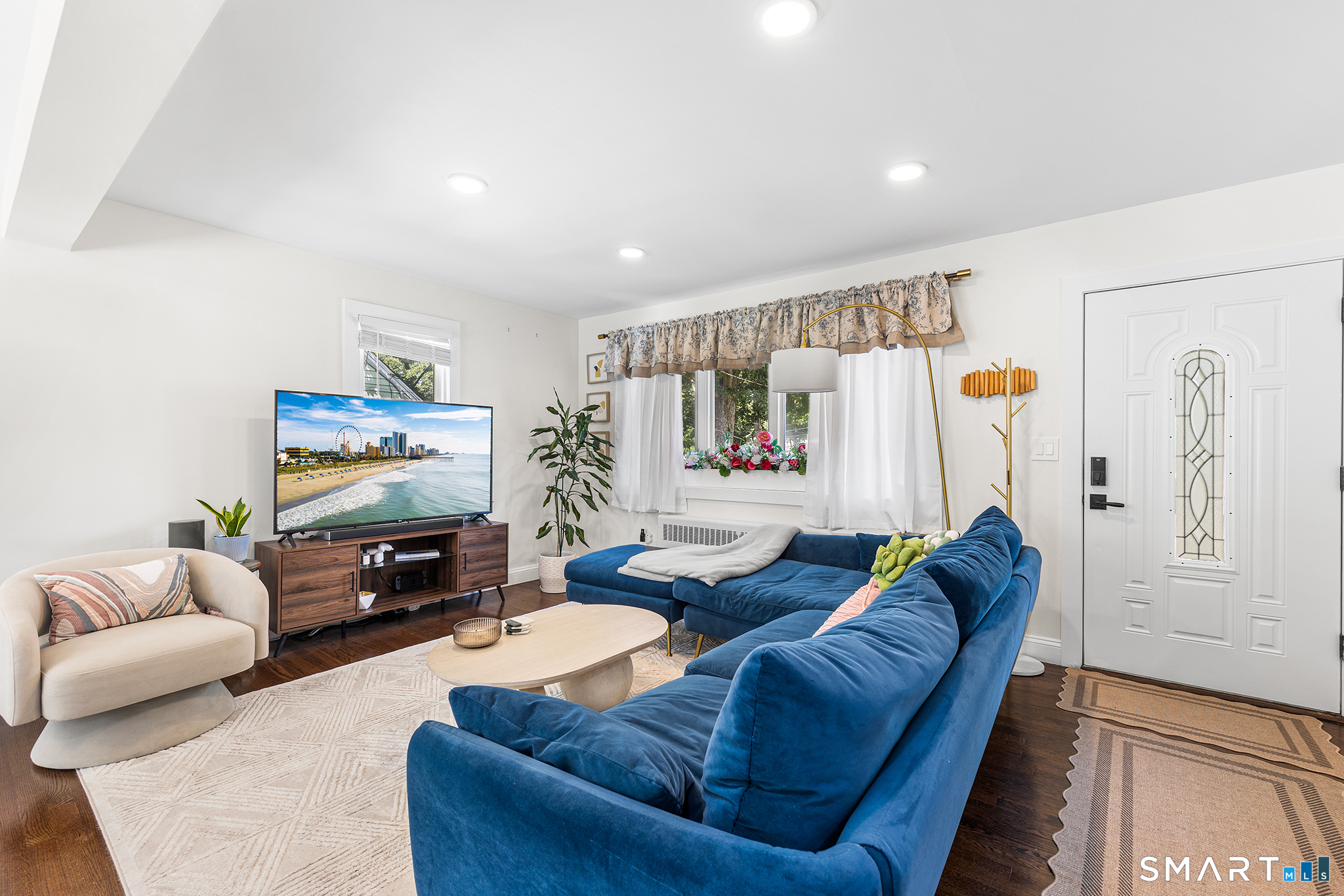 63 Morris Avenue West Haven CT 06516