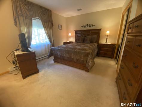 14 Cimarron Road Middletown CT 06457