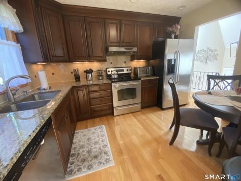 14 Cimarron Road Middletown CT 06457