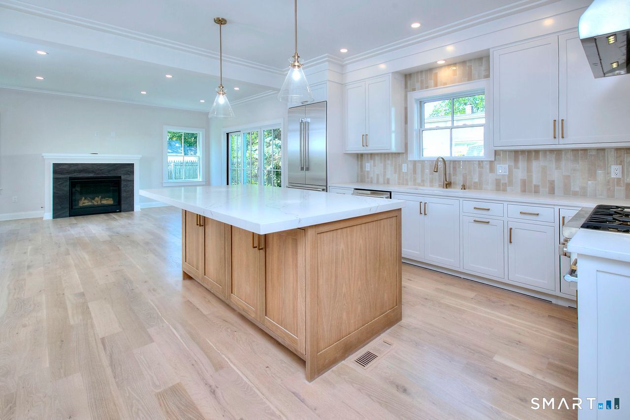 200 Henry Street Fairfield CT 06824